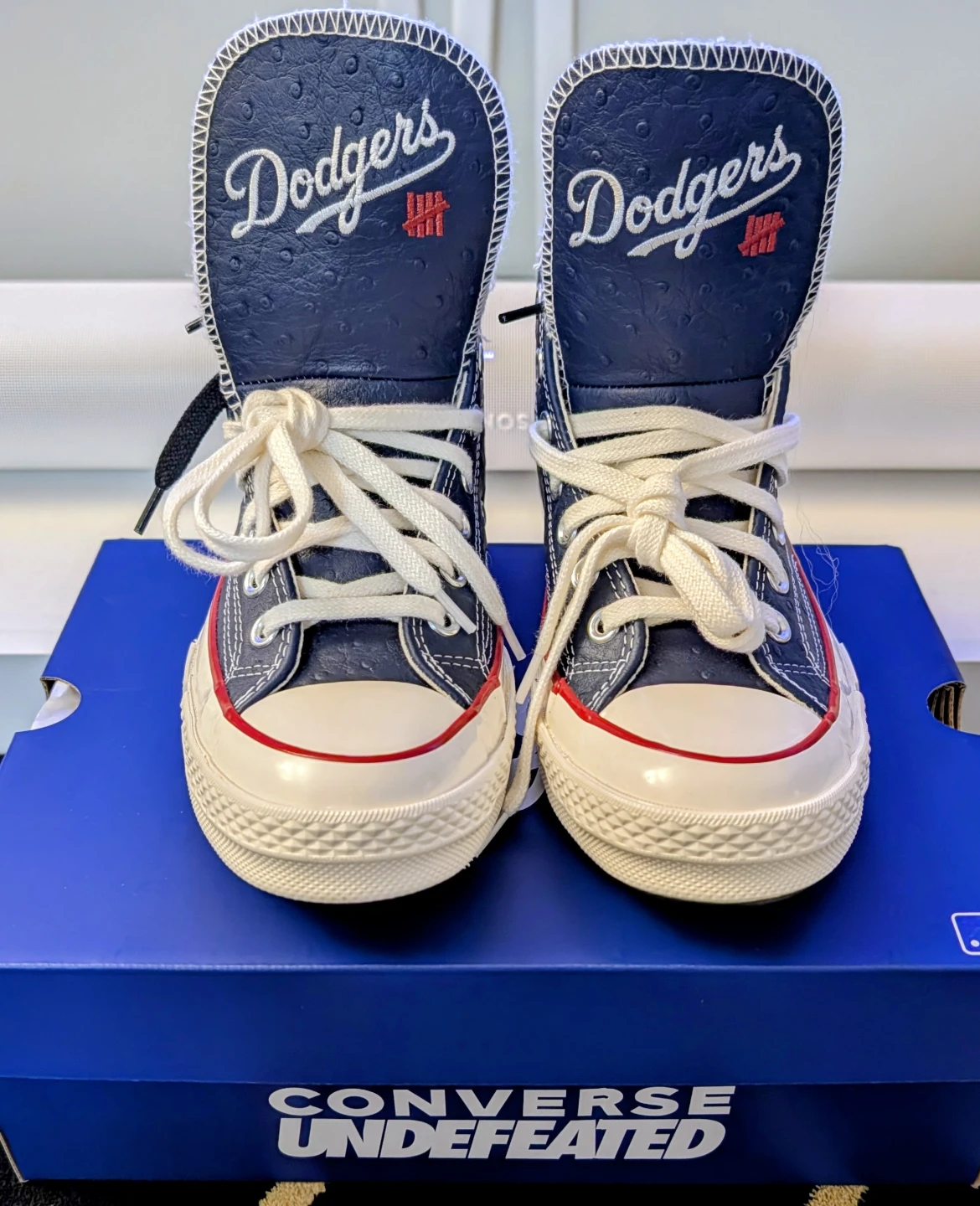 UNDEFEATED x LA DODGERS CONVERSE CHUCK TAYLOR 70 - photo 3