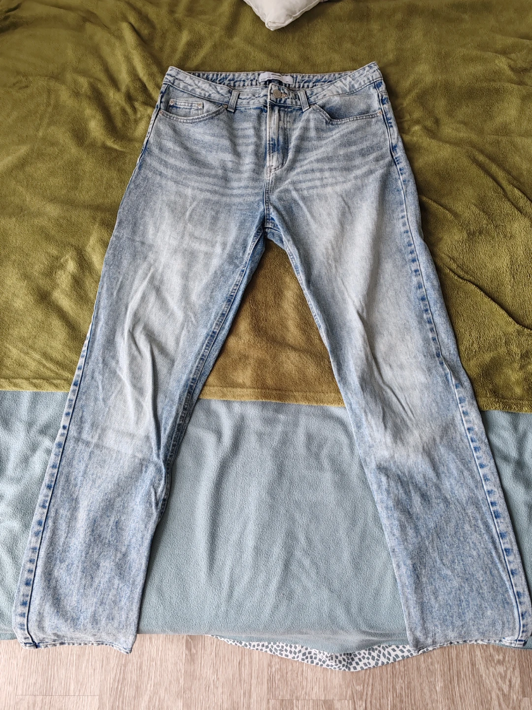 Denim Jeans - Straight Fit - Size 34