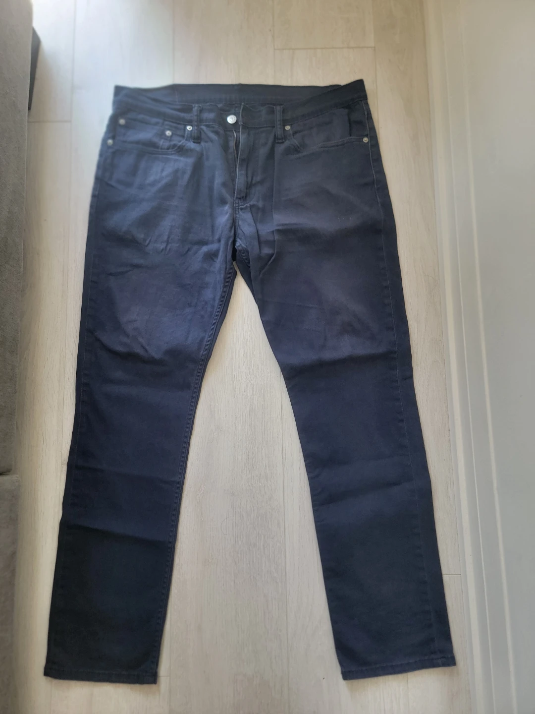 Levi's 511 Dark Wash Jeans - Men's W 34 L 32