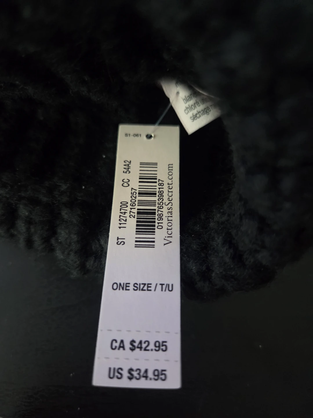 Victoria's Secret Black Cable Knit Pom Pom Beanie Hat One Size - photo 3