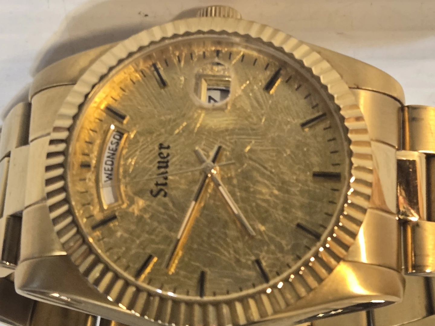 Stauer Gold-Tone 35mm Quartz Watch with 24K Gold Leaf Face Bezel - photo 5