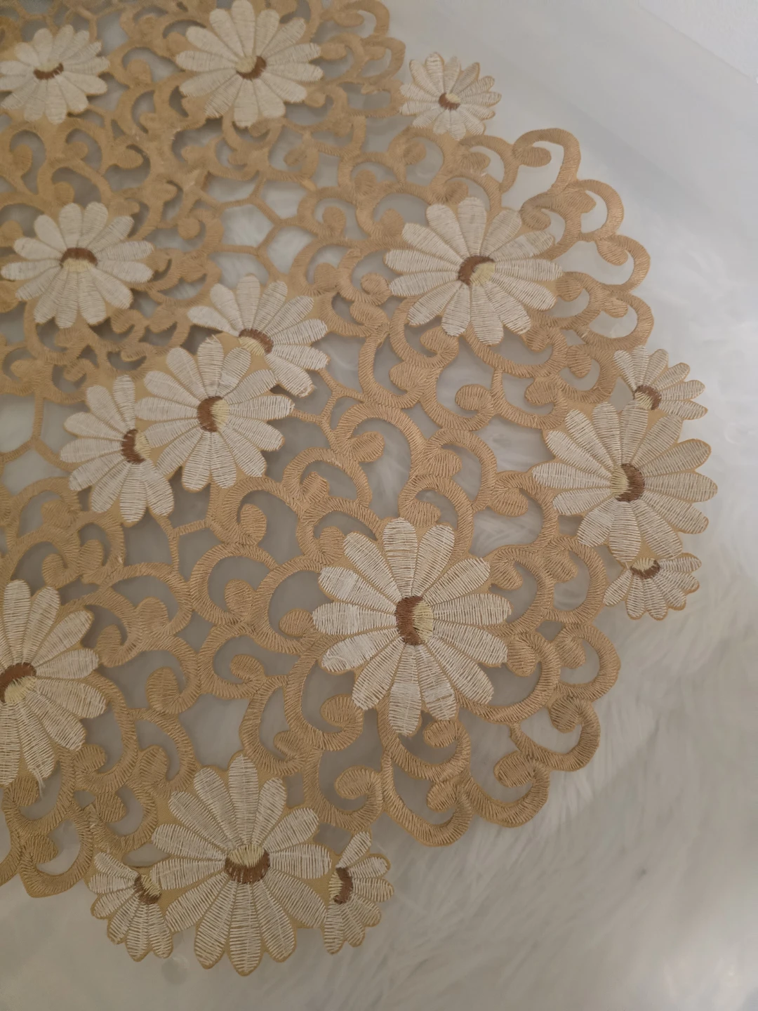 Gold Lace Floral Table Runner - photo 5