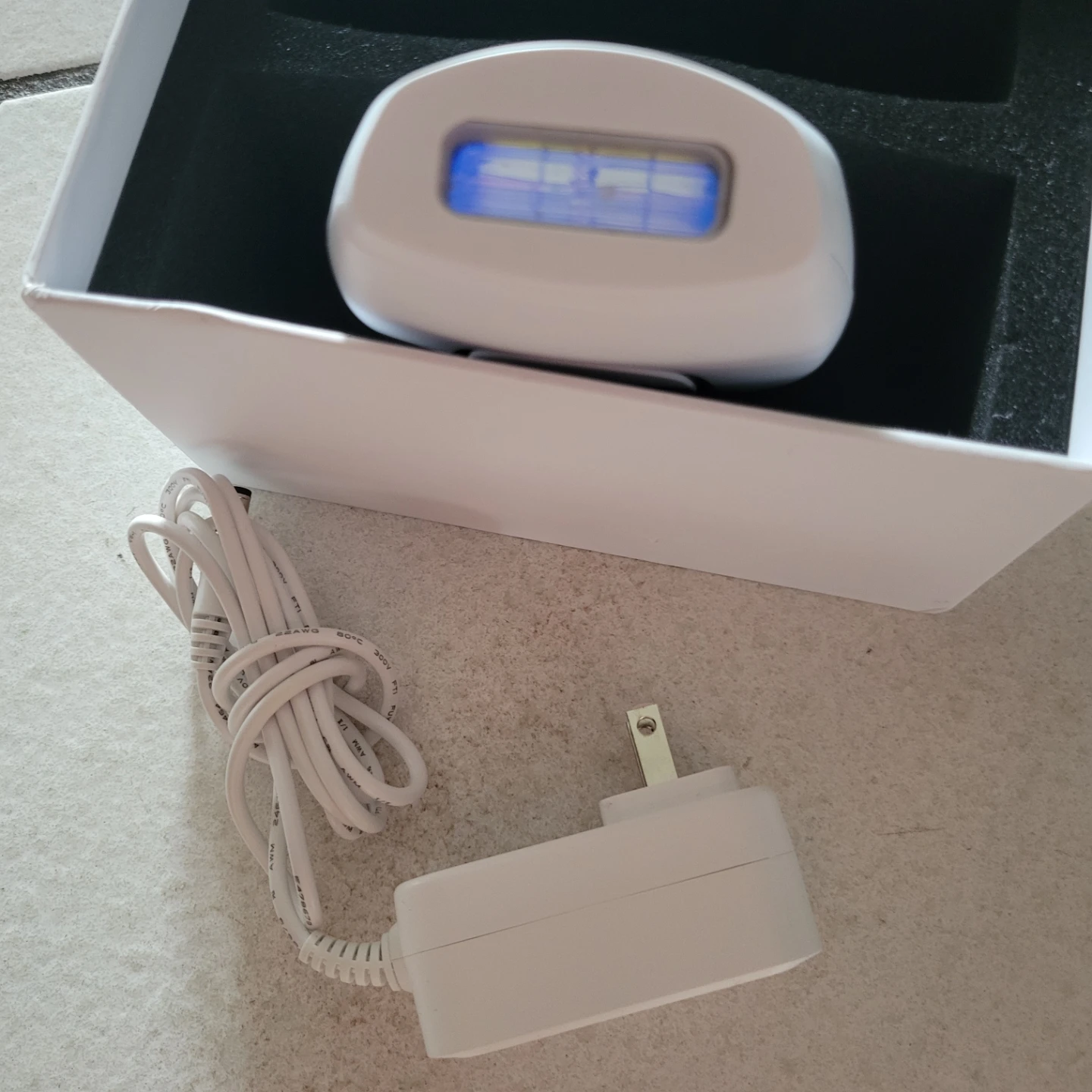 RoseSkinCo IPL Hair Removal Handset with Charger - photo 2