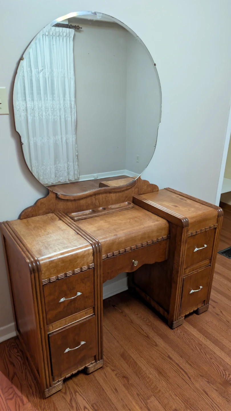 Vintage Vanity Table with Mirror and Drawers