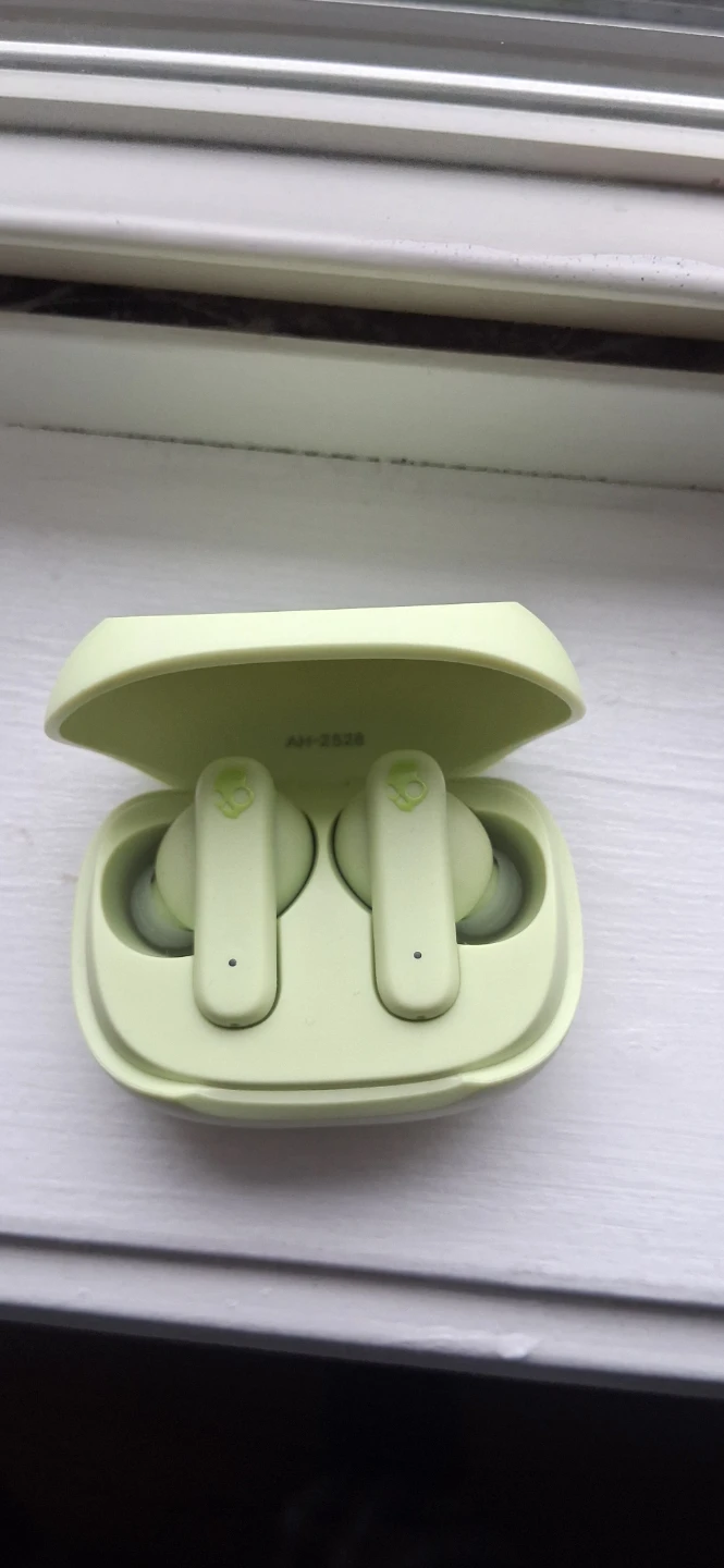 Skullcandy Smokin' Buds True Wireless Earbuds - Lime - photo 4