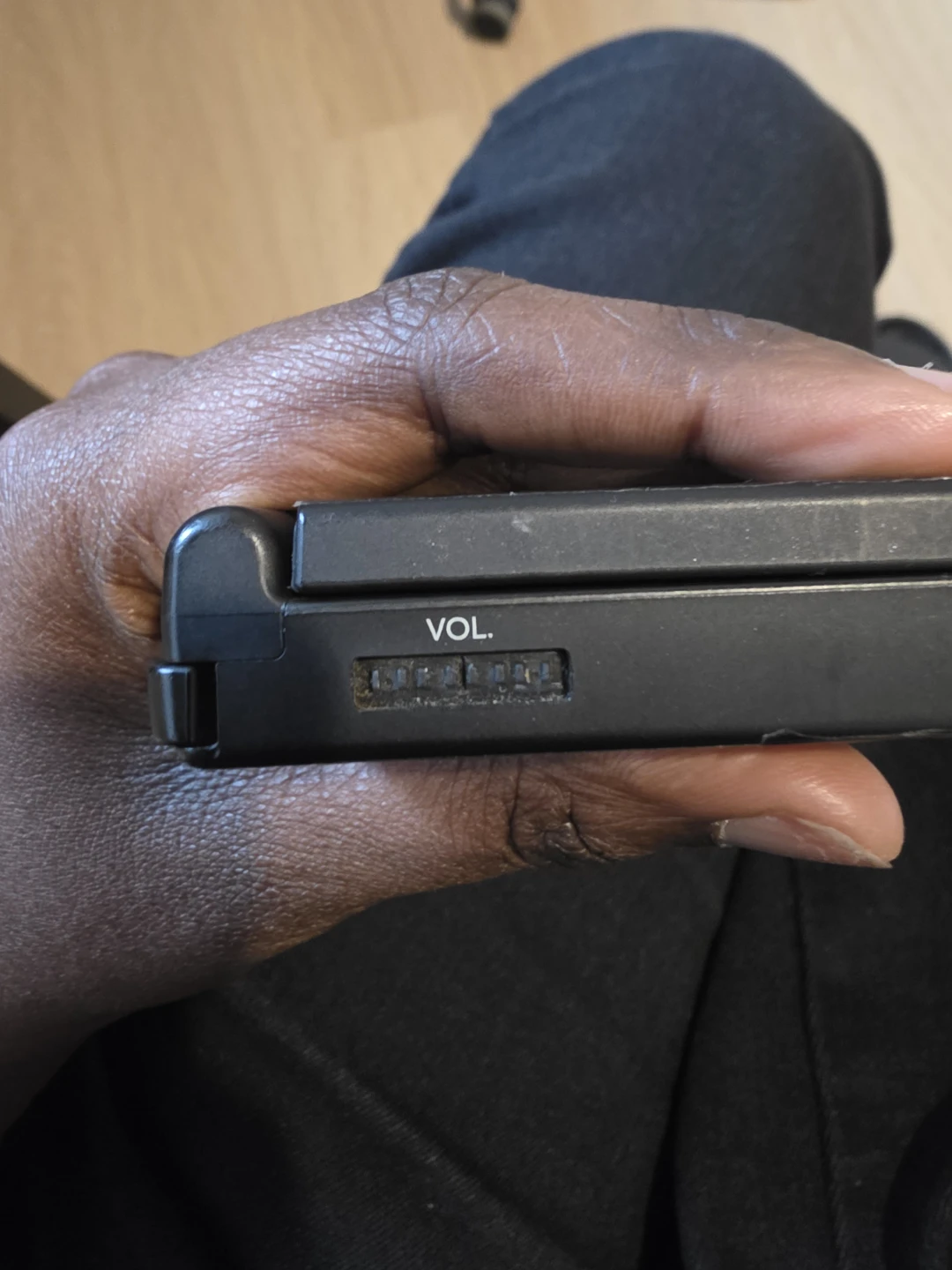 Nintendo DSi - Black - photo 2