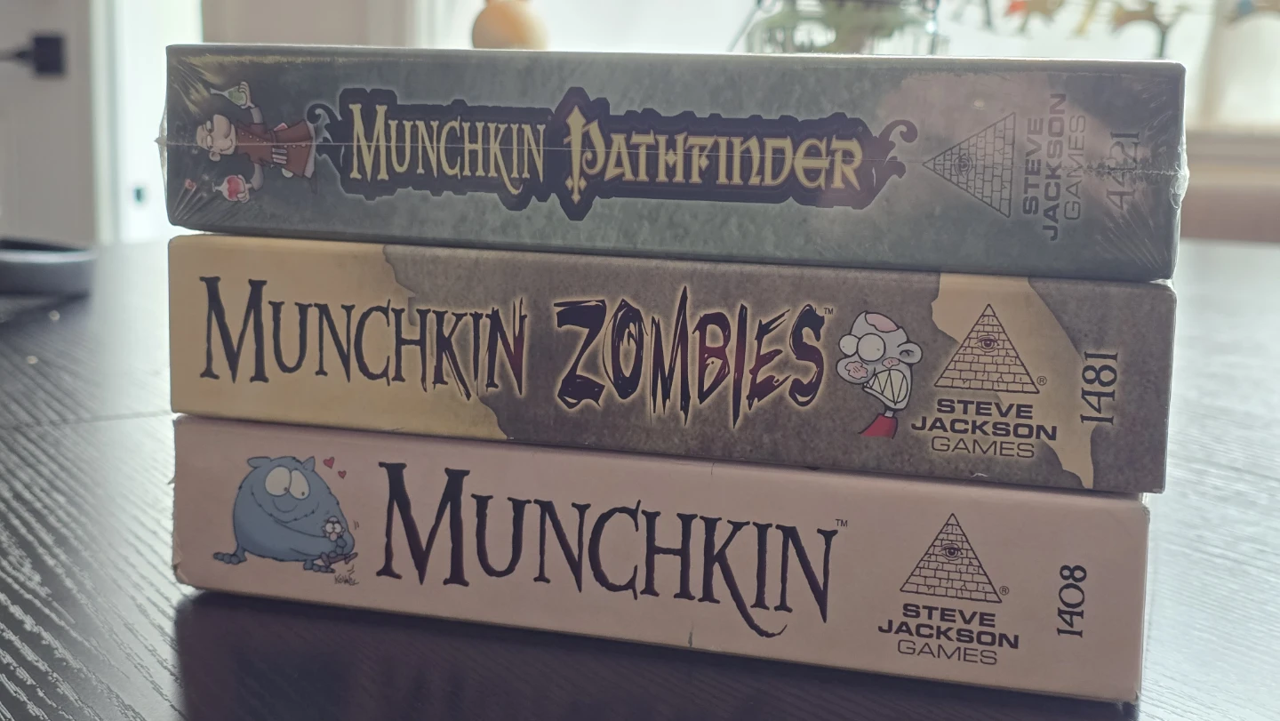 Steve Jackson Games Munchkin Board Game Bundle