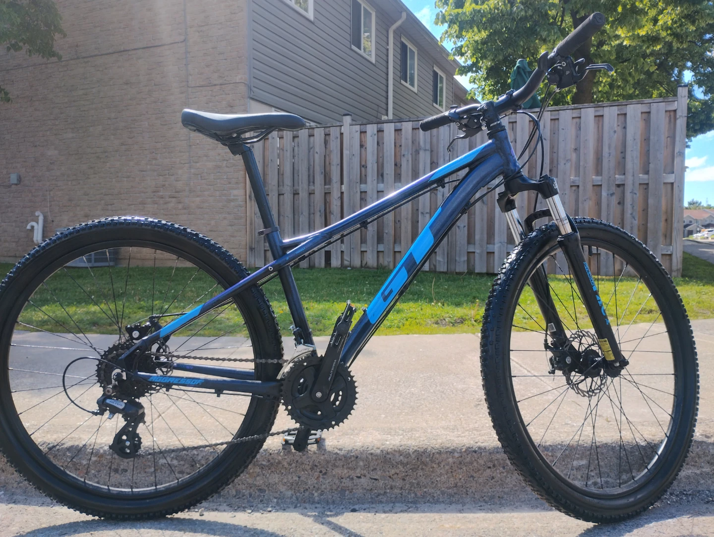 GT Aggressor Comp Mountain Bike
