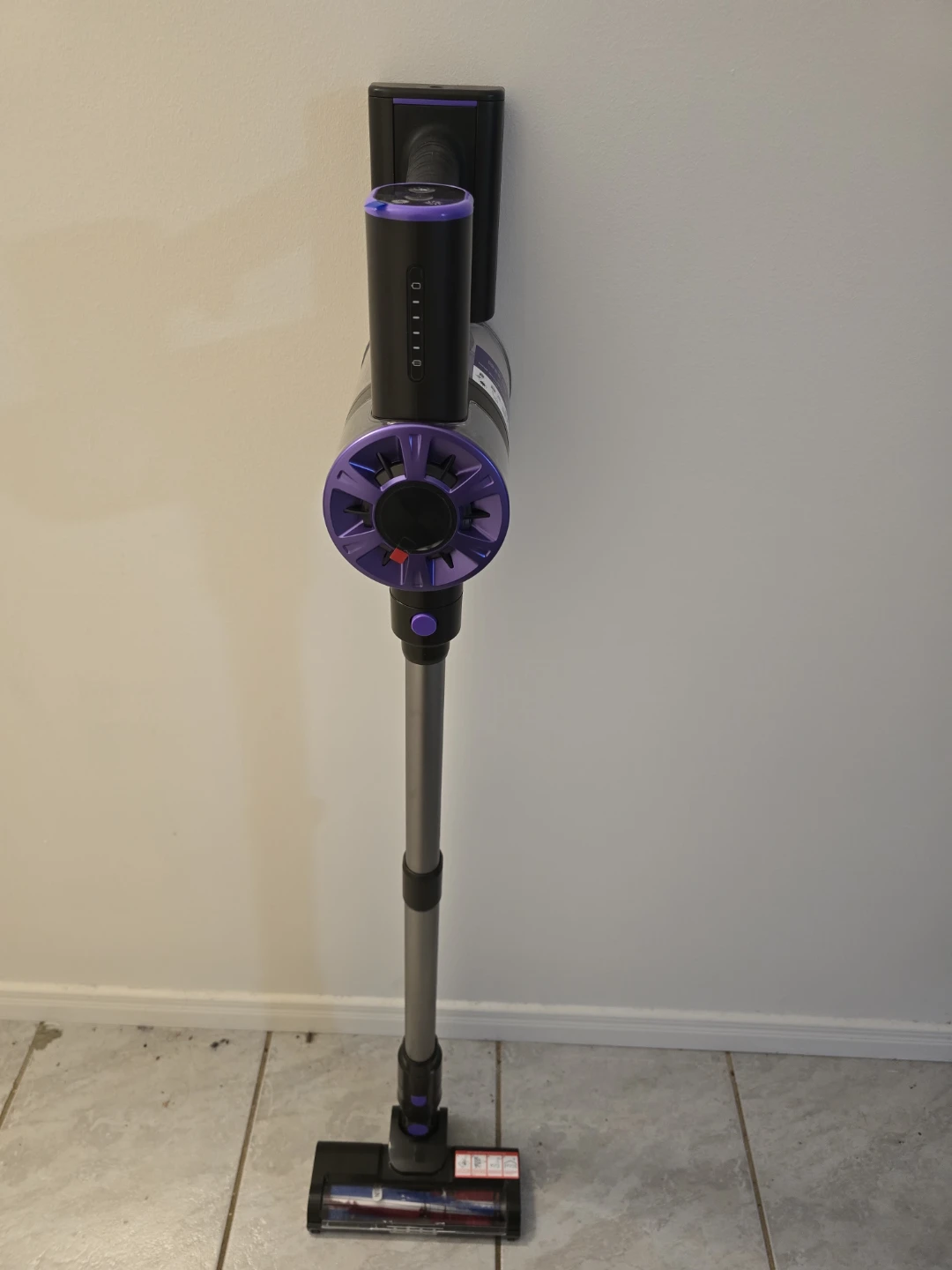 Cordless Vacuum Cleaner with Attachments