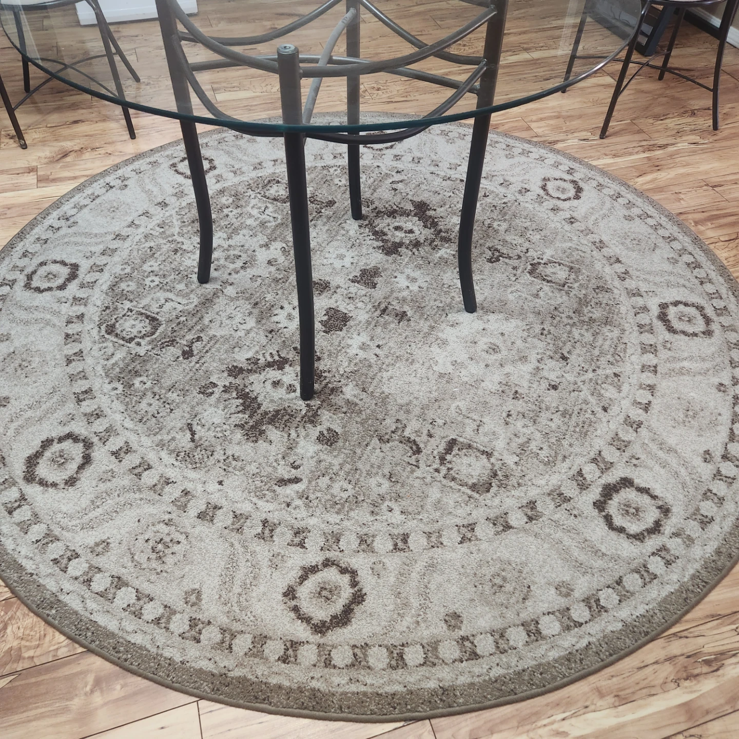 Round Area Rug