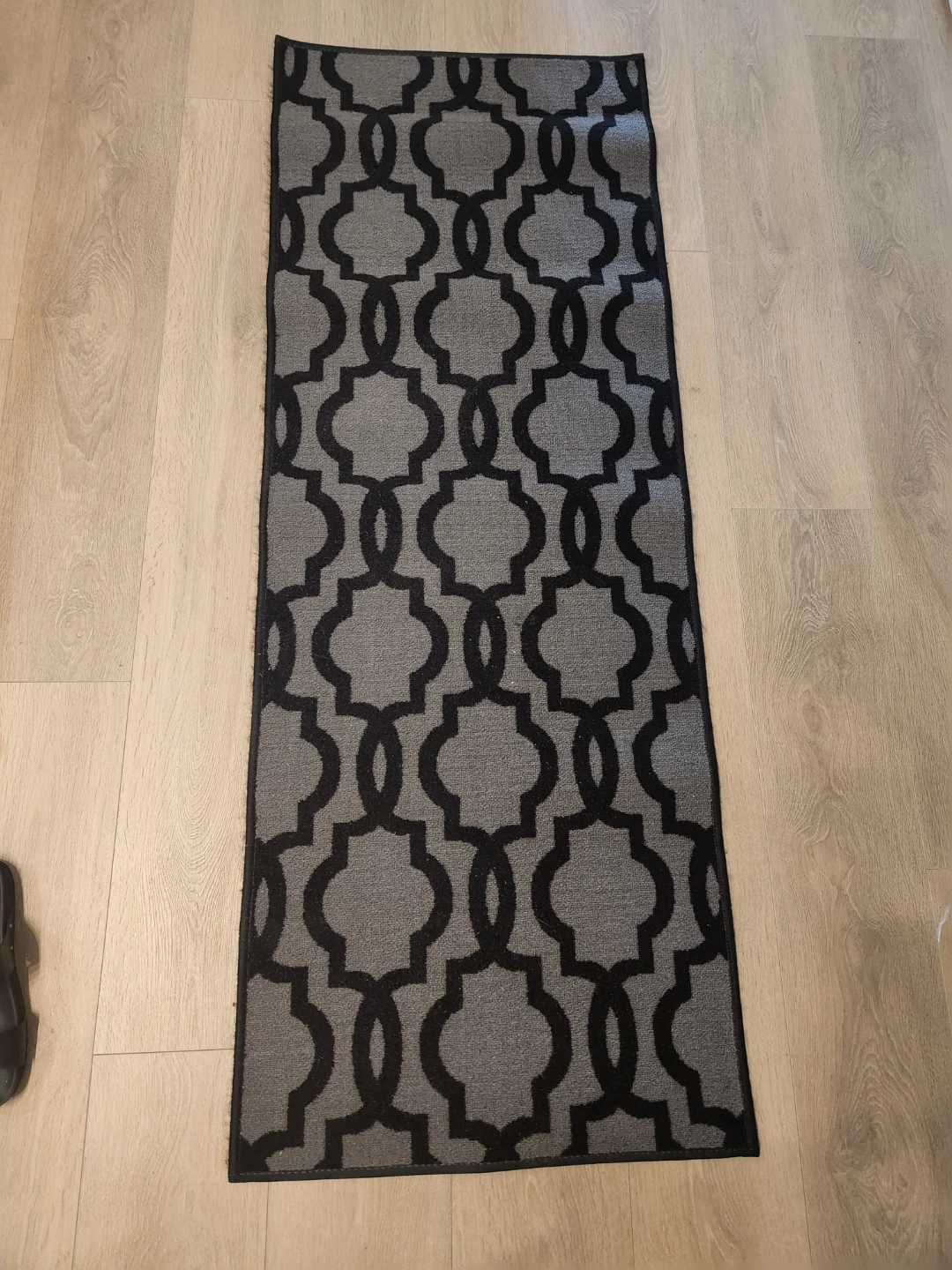 Grey Geometric Pattern Runner Rug