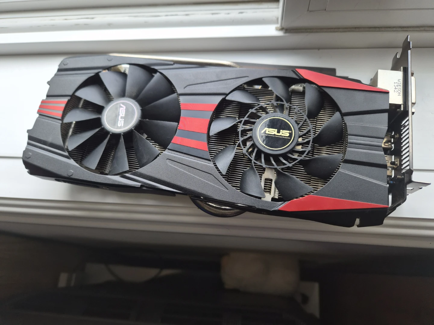 ASUS GTX 780 DirectCU II OC GTX780-DC2OC-3GD5