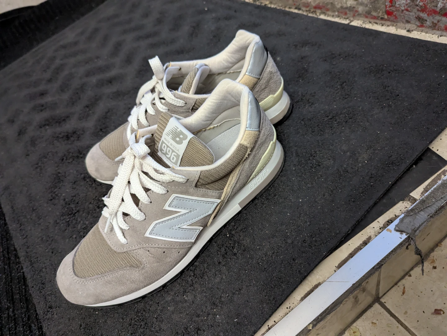 New Balance 996 'Made in USA' Grey/Tan – Size 9.5 - photo 2