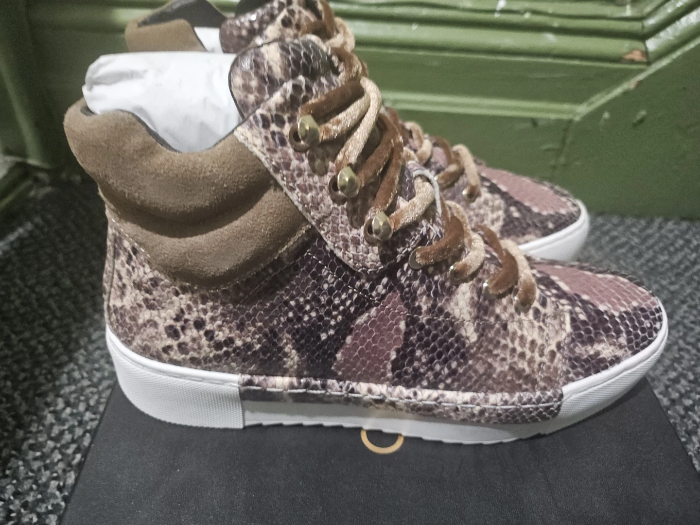Cecelia New York SILOW Sneakers  Size 8B - photo 3