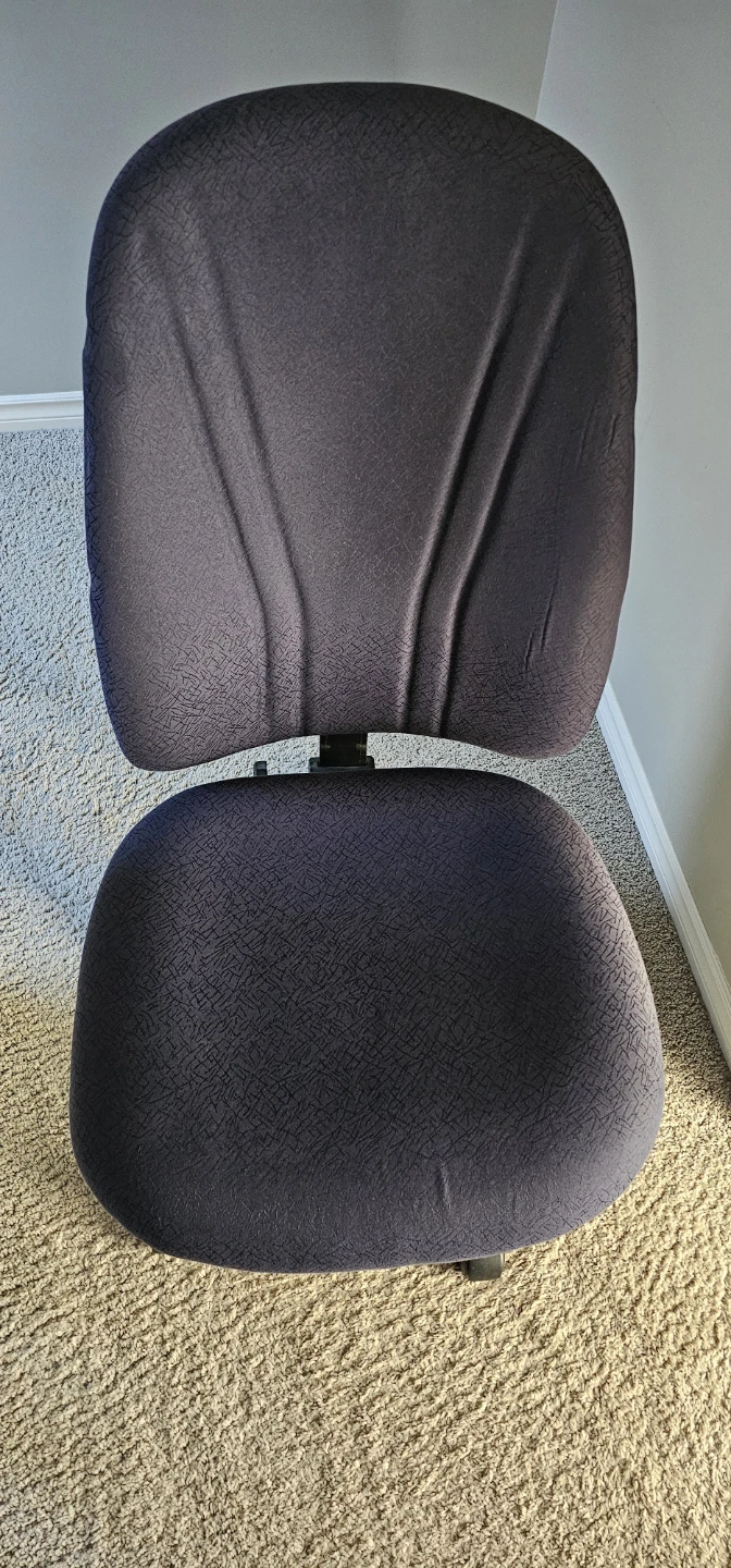 Dark Blue Office Chair- doesn't raise - photo 2