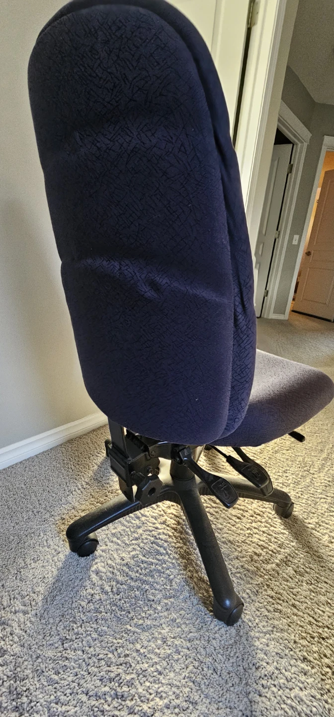 Dark Blue Office Chair- doesn't raise - photo 3