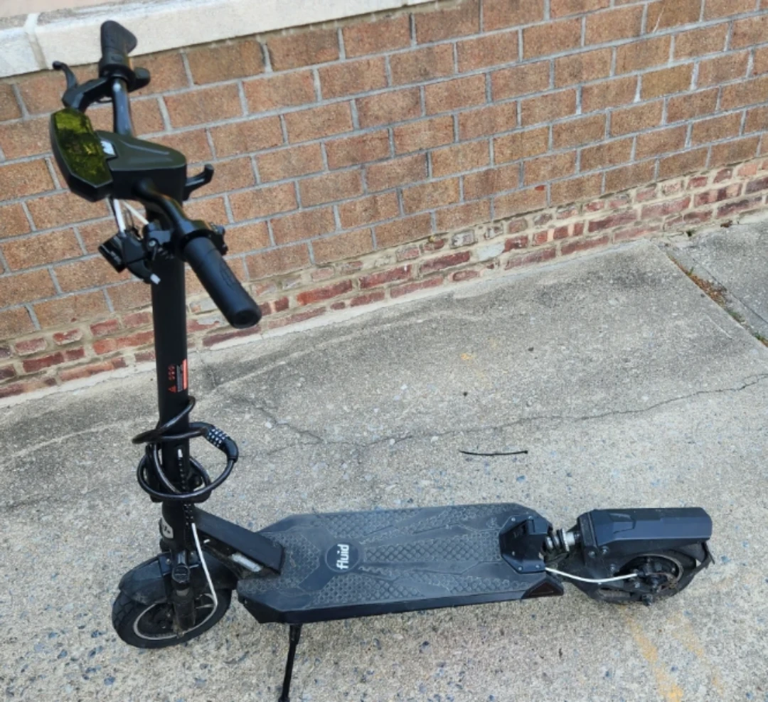 Fluid Electric Scooter