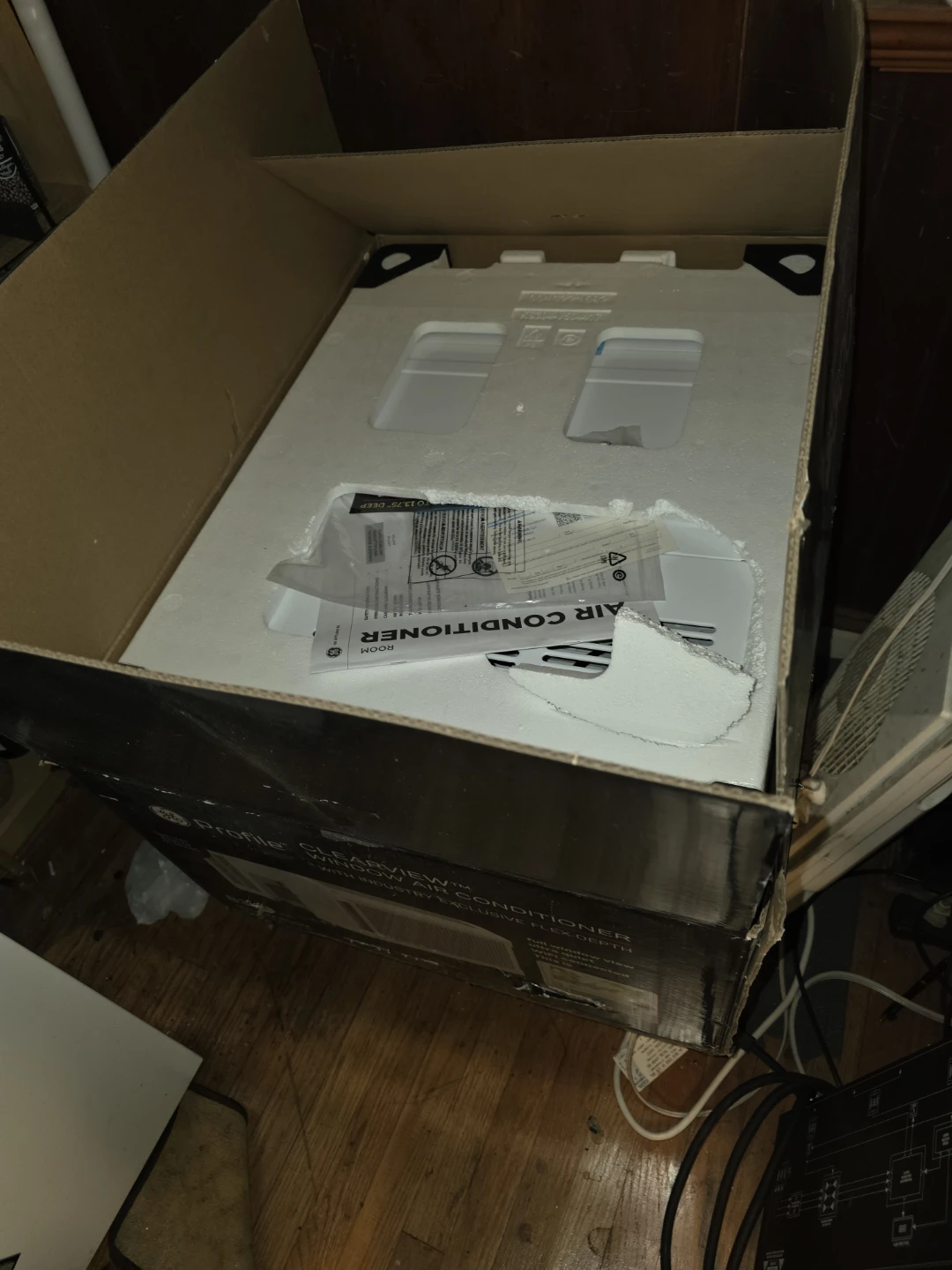 GE Profile ClearView Window Air Conditioner 8300 BTU - photo 3