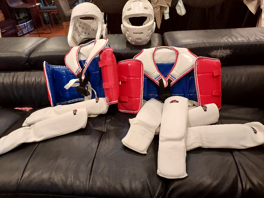 Tiger Claw Taekwondo Sparring Gear Set