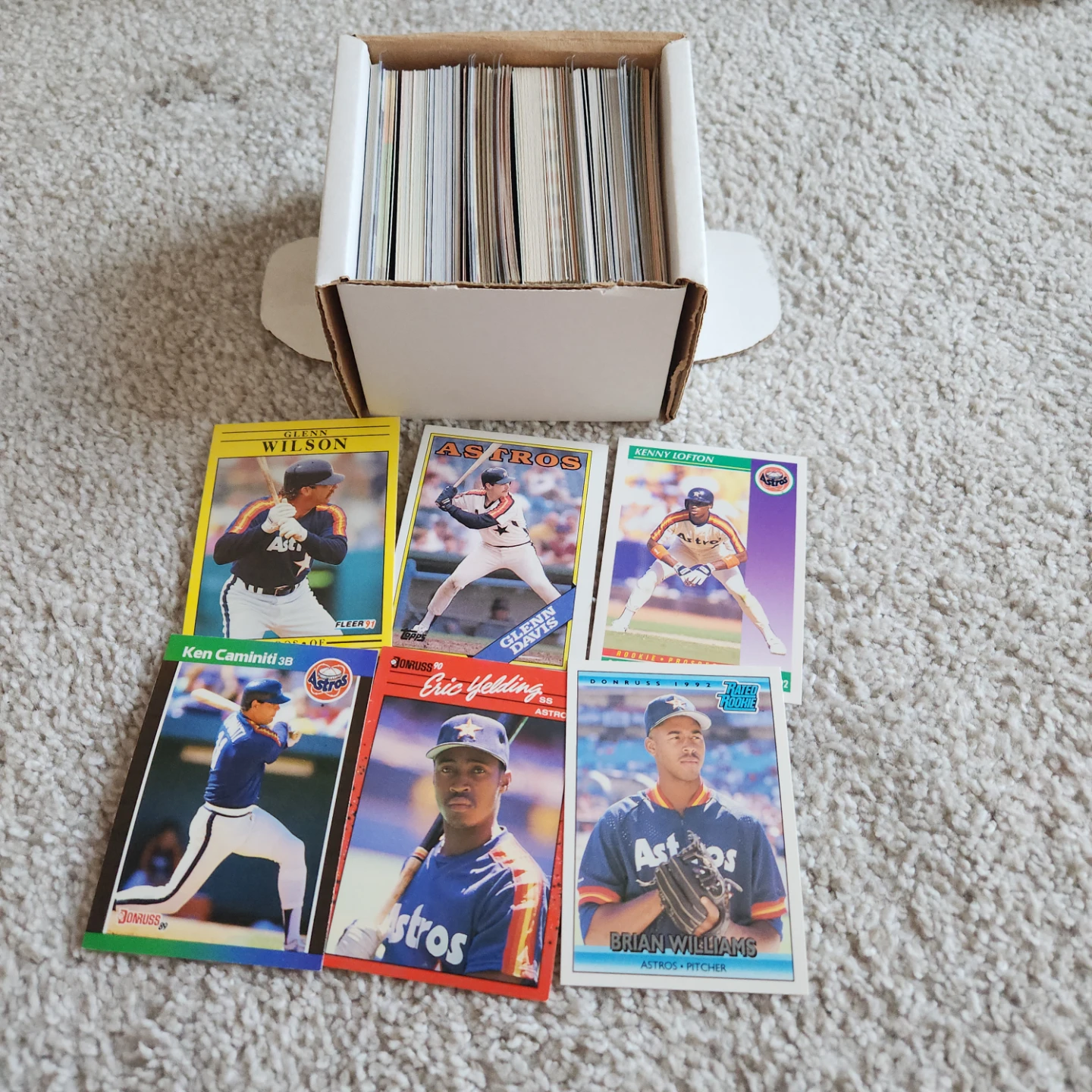Houston Astros, 100 Baseball Cards Team lot - photo 4