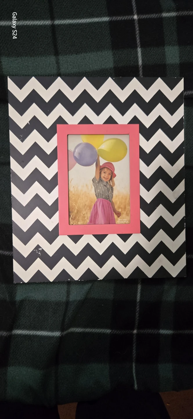 Chevron Photo Frame with Pink Accent