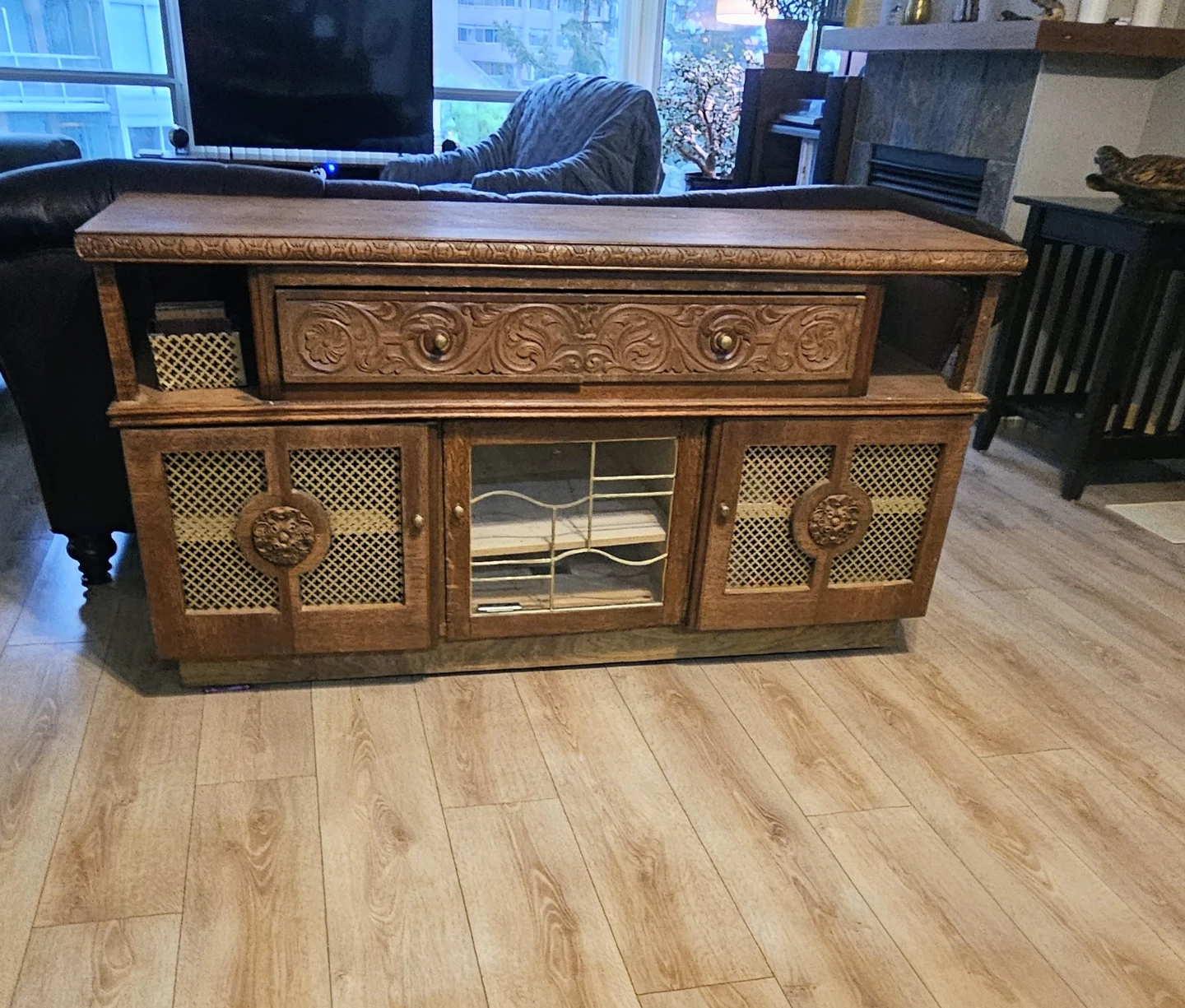 Vintage Oak Media Console with Carved Details