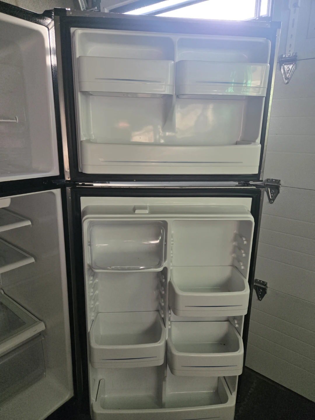 GE  STAINLESS KITCHEN appliaces - photo 3