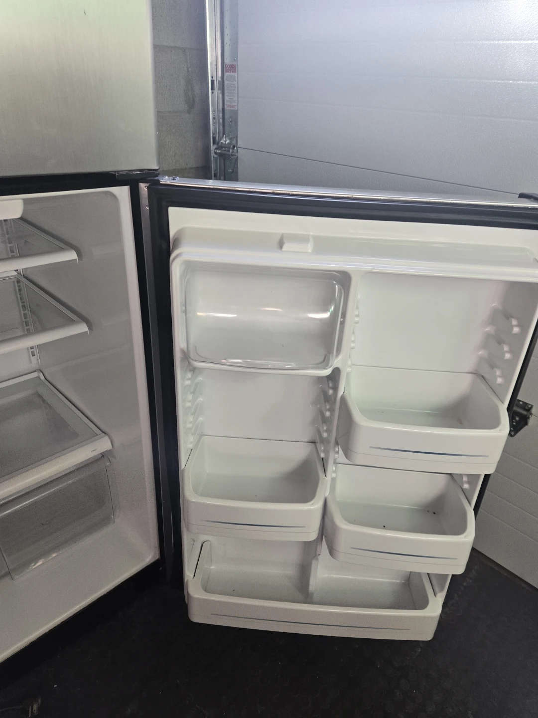 GE  STAINLESS KITCHEN appliaces - photo 4