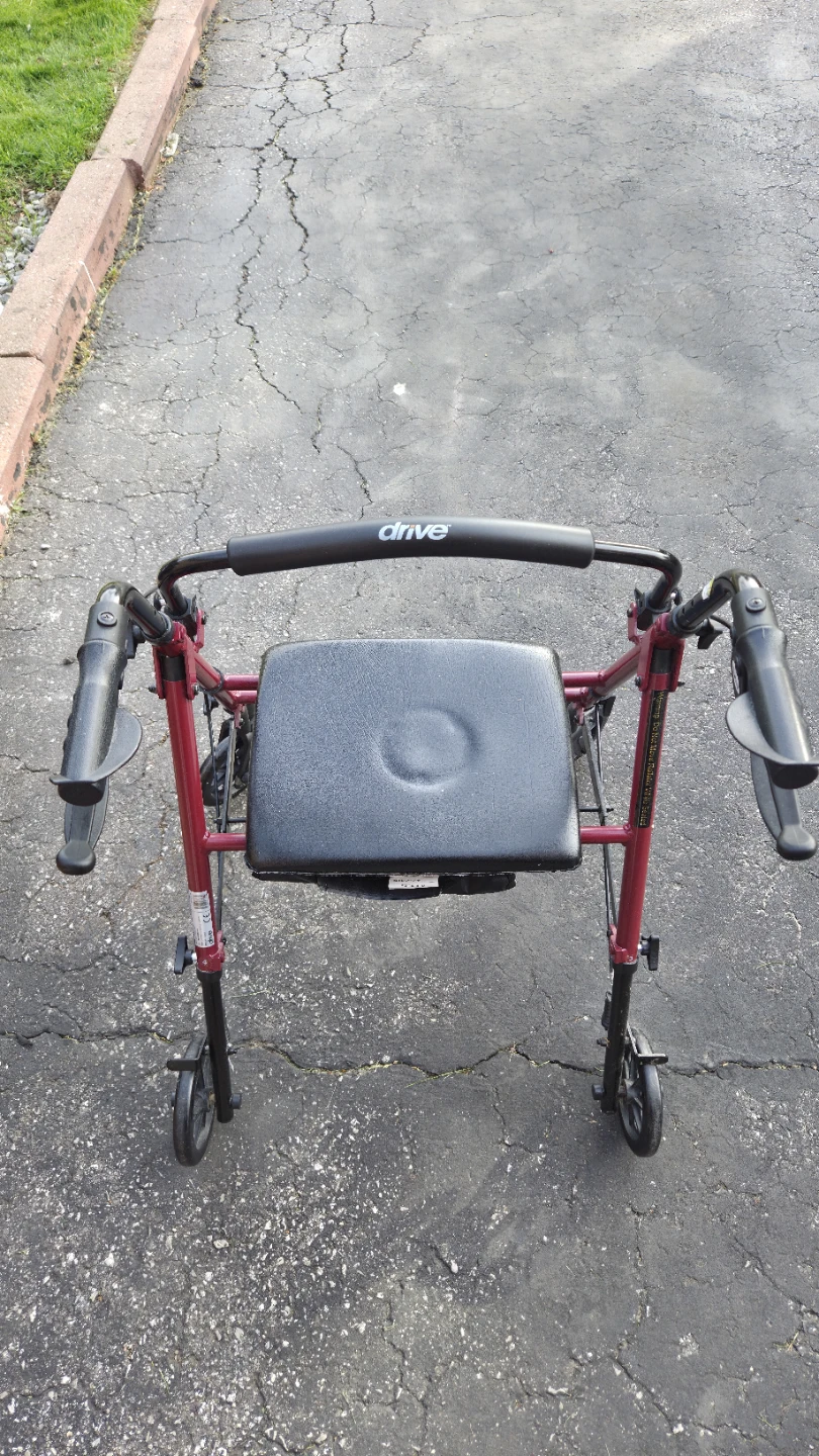 Drive Medical Rollator Walker - photo 3