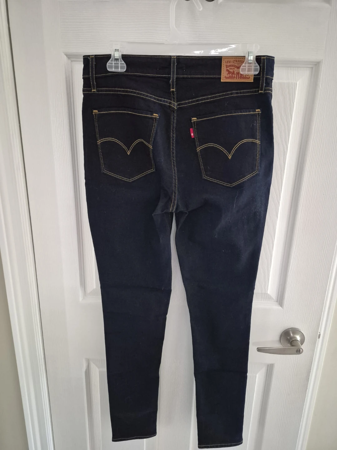 2 Pairs of Levi's 721 Women's Jeans Size 14 - EUC - photo 2