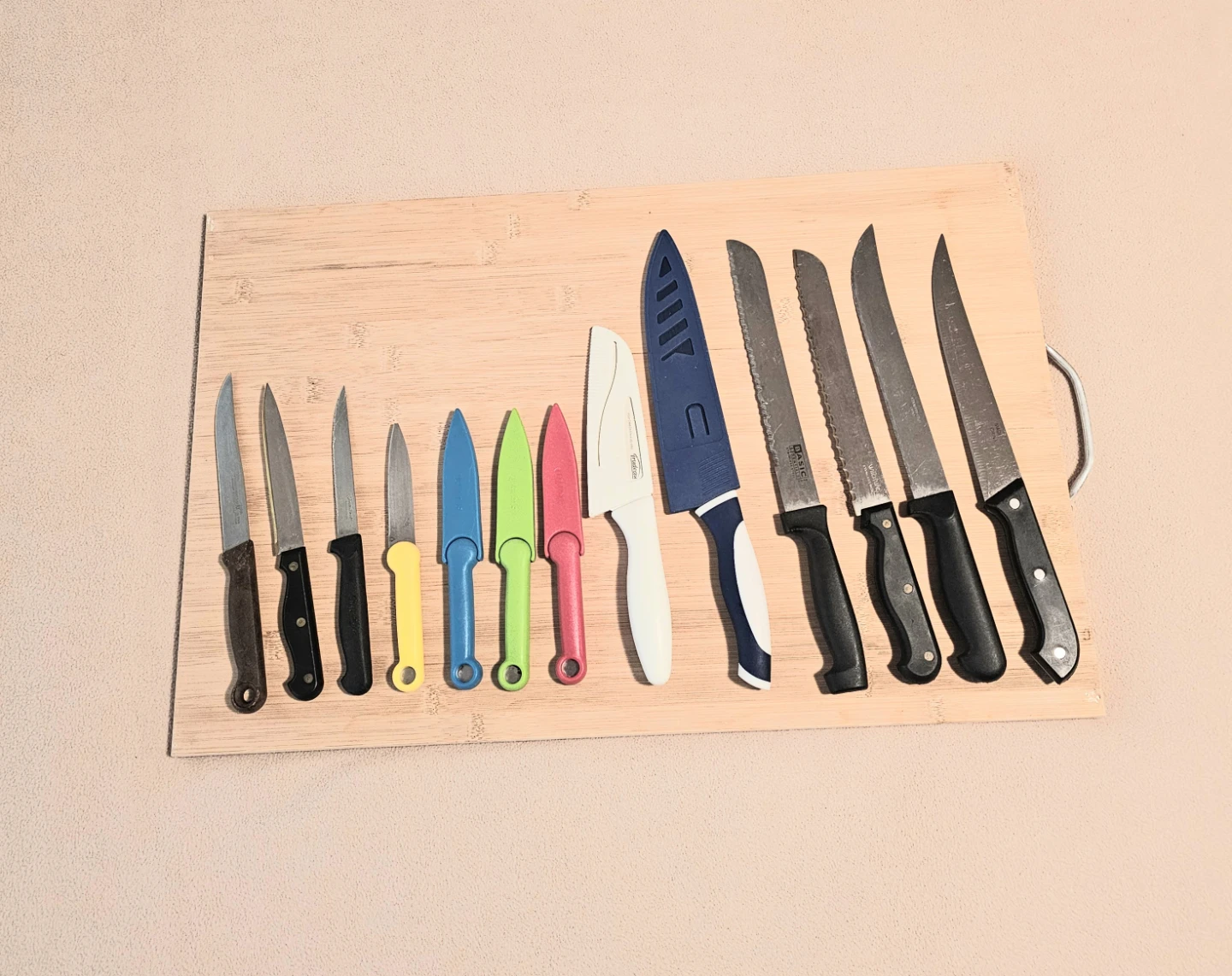 $4 for all 13 Kitchen Knives