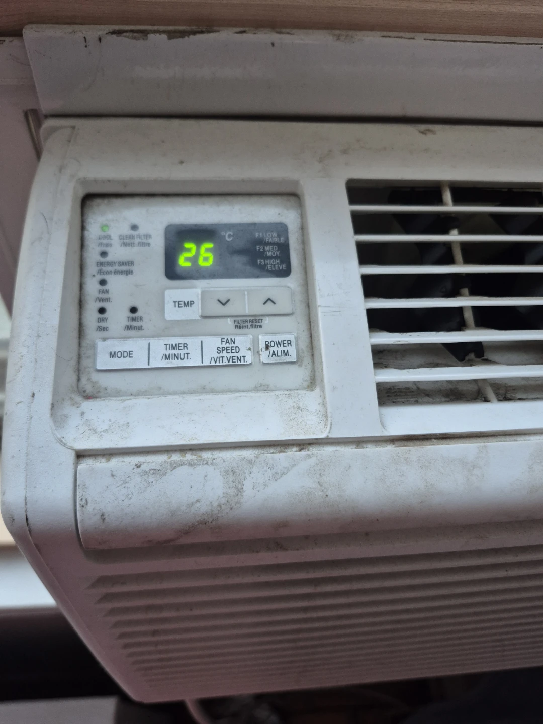 LG Window Air Conditioner - photo 2
