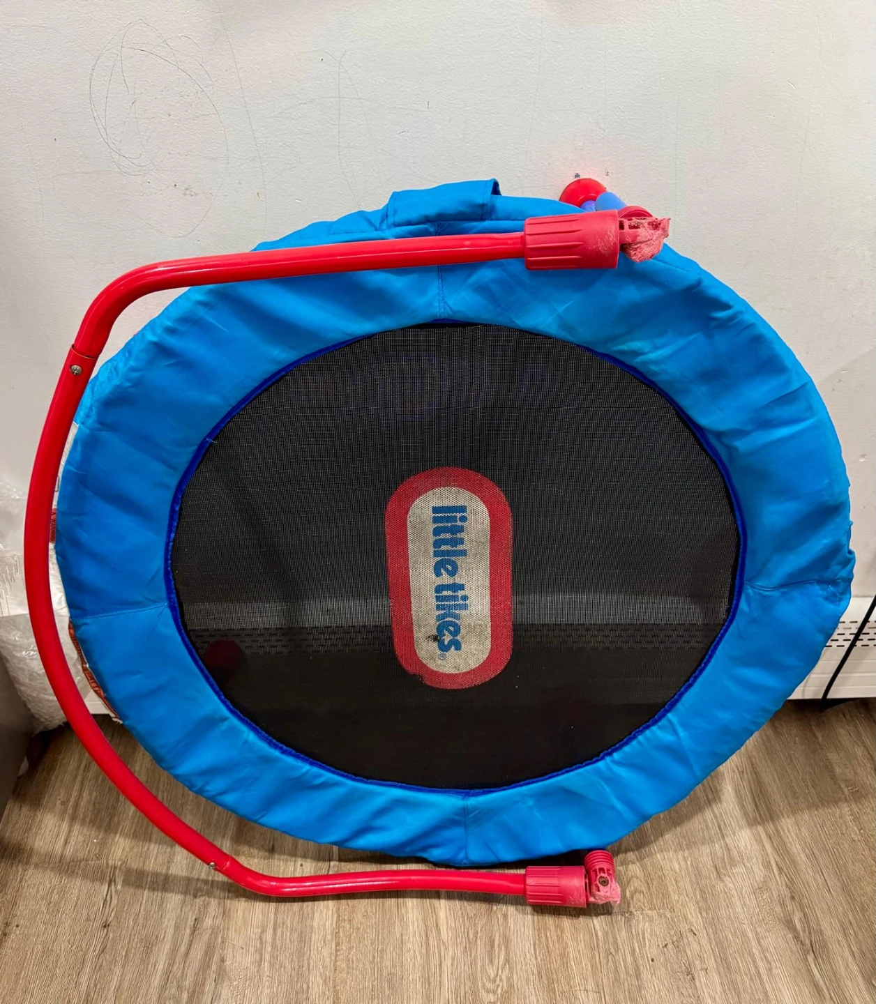 Little Tikes Blue and Red Toddler Trampoline - photo 2