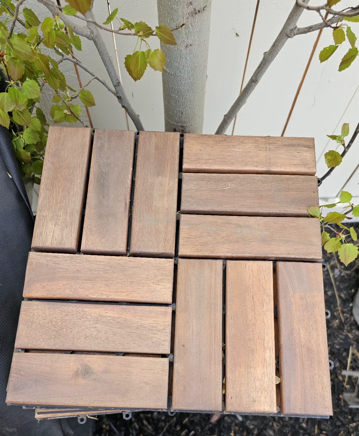 90 Interlocking Wooden Deck Tiles