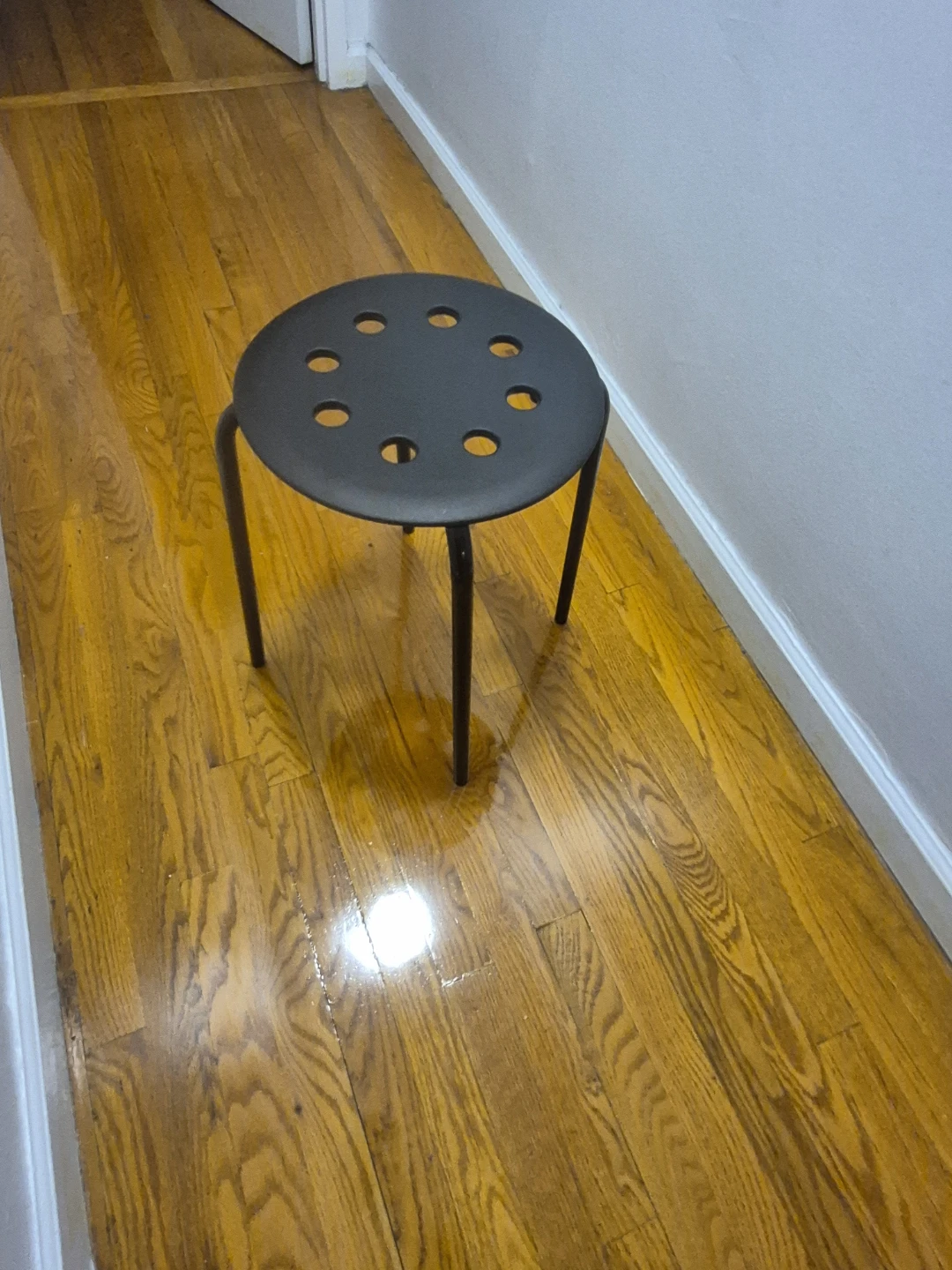 Black Round Stool 2x