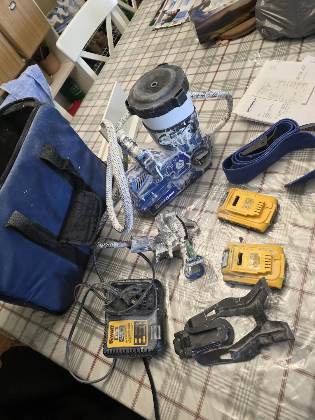 Graco Ultra QuickShot Cordless Airless Sprayer - photo 3