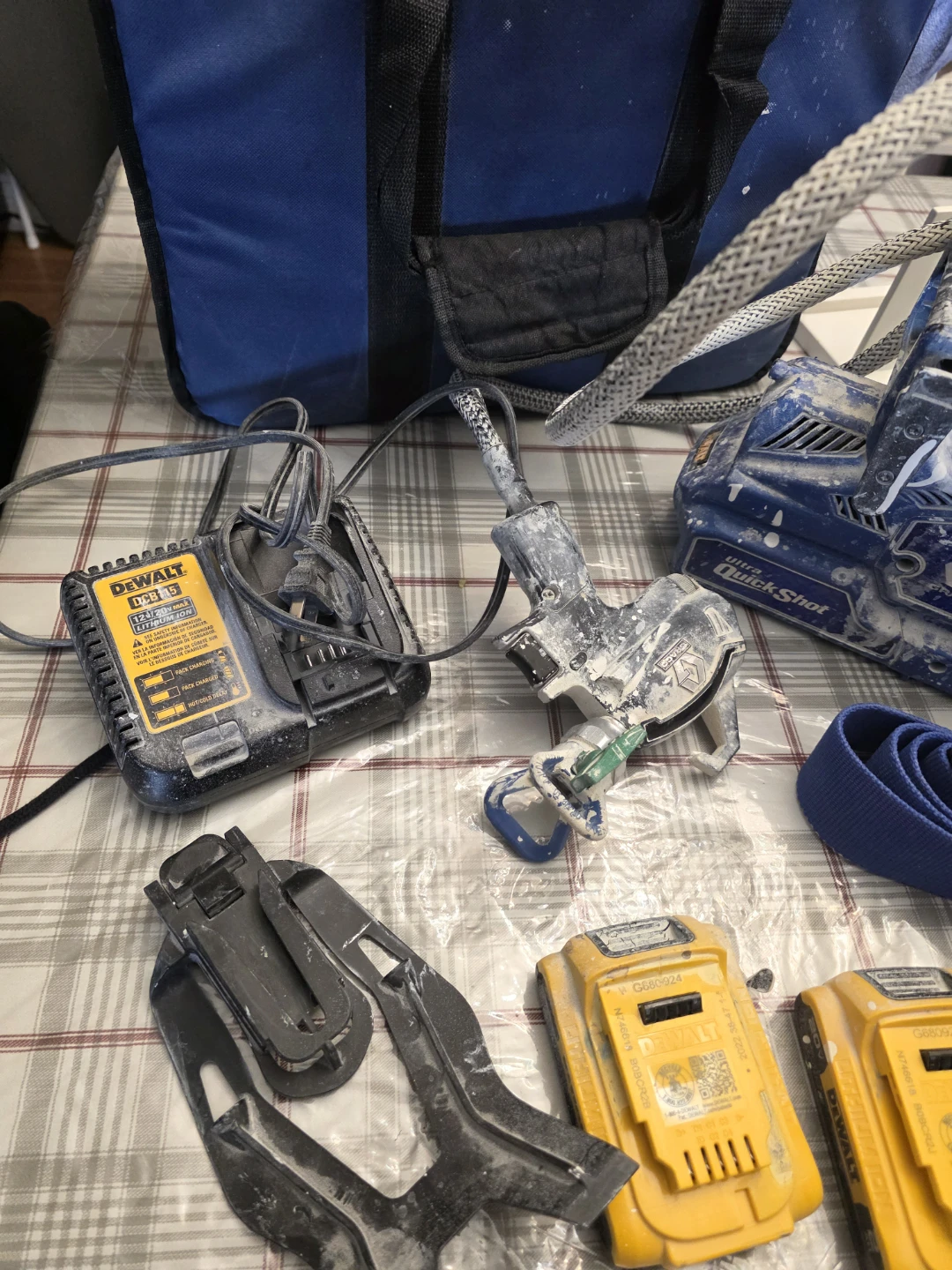 Graco Ultra QuickShot Cordless Airless Sprayer - photo 5