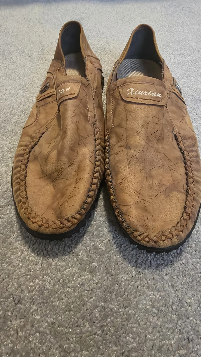 Xiuxian Brown Leather Loafers