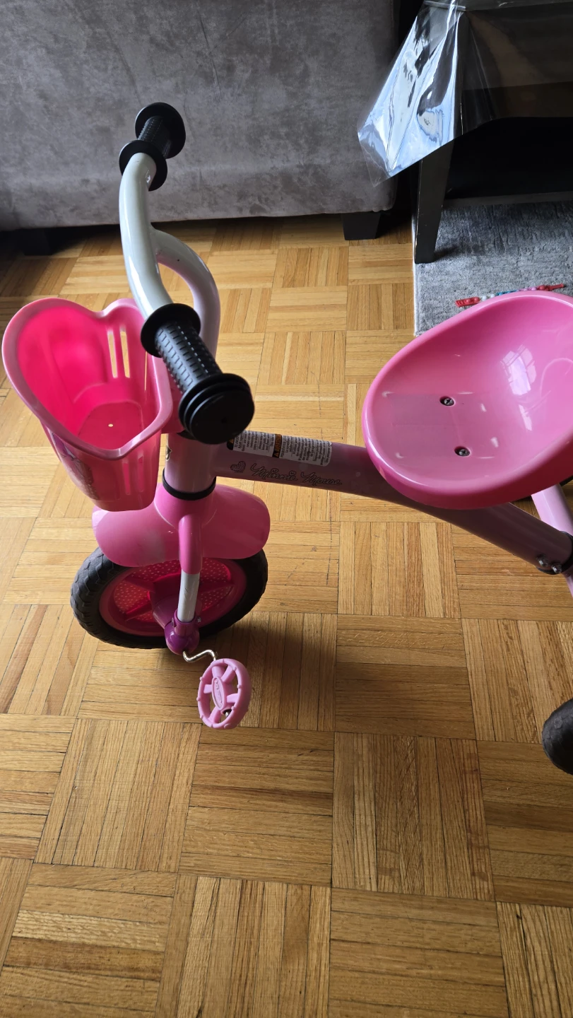 Pink Minnie Mouse Tricycle with Basket - photo 2