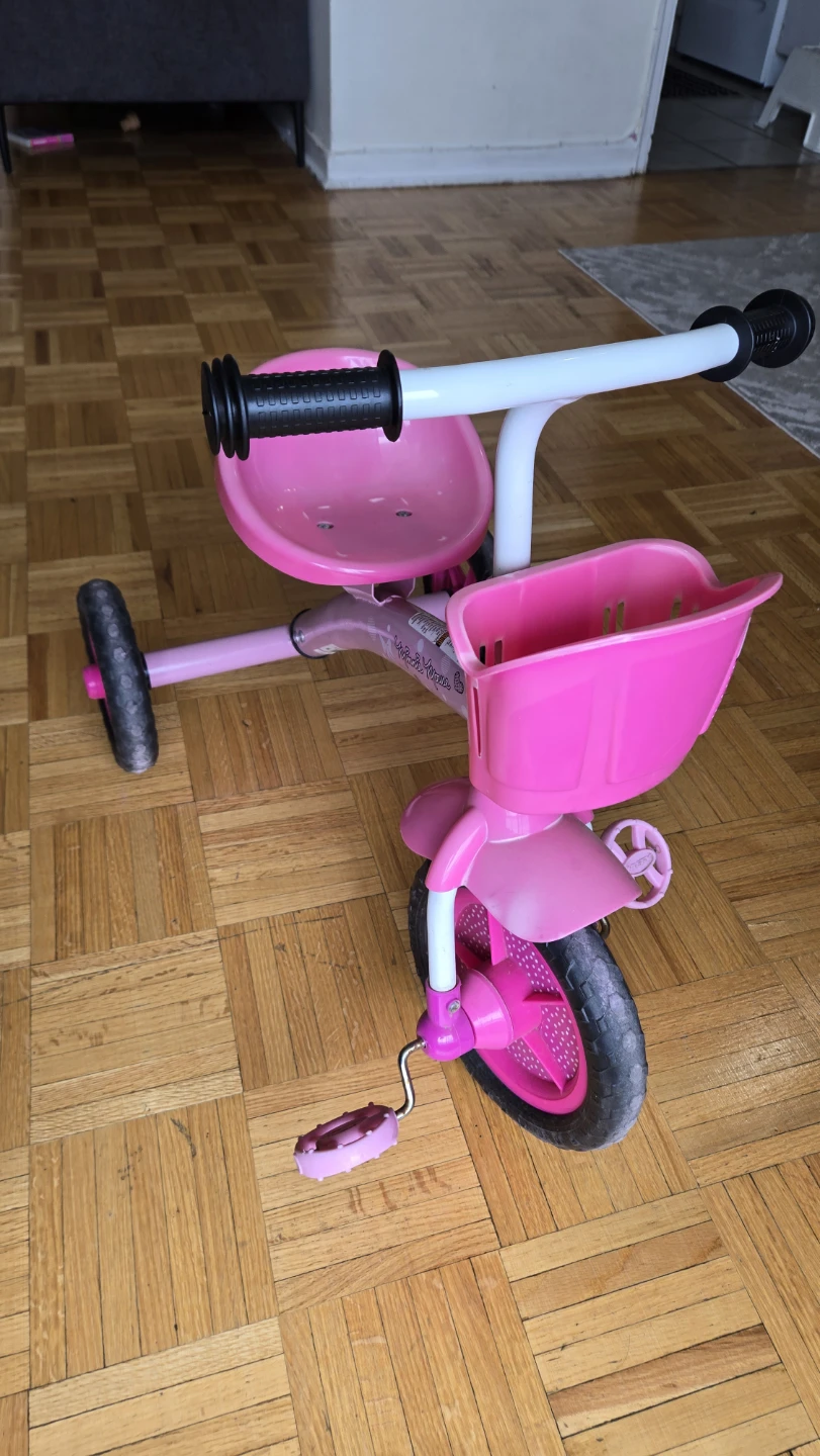 Pink Minnie Mouse Tricycle with Basket - photo 3