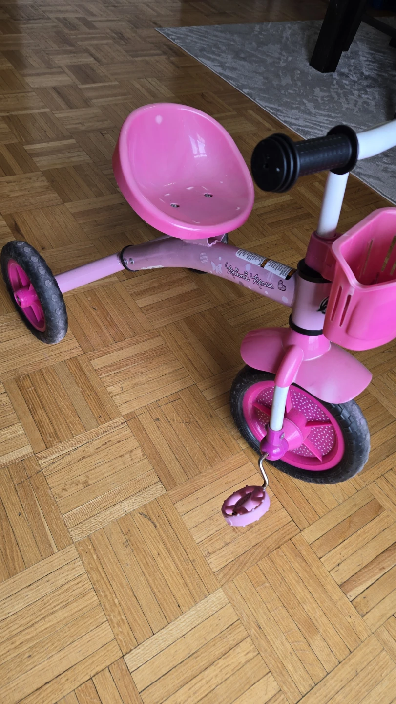 Pink Minnie Mouse Tricycle with Basket - photo 4