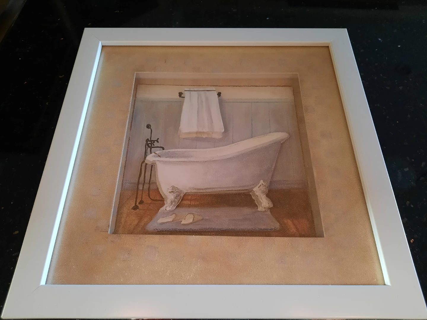 Bathroom wall decor