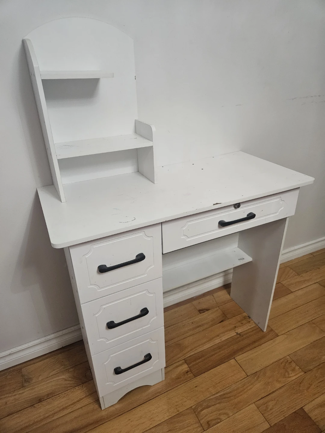 White Desk with Shelving and Drawers