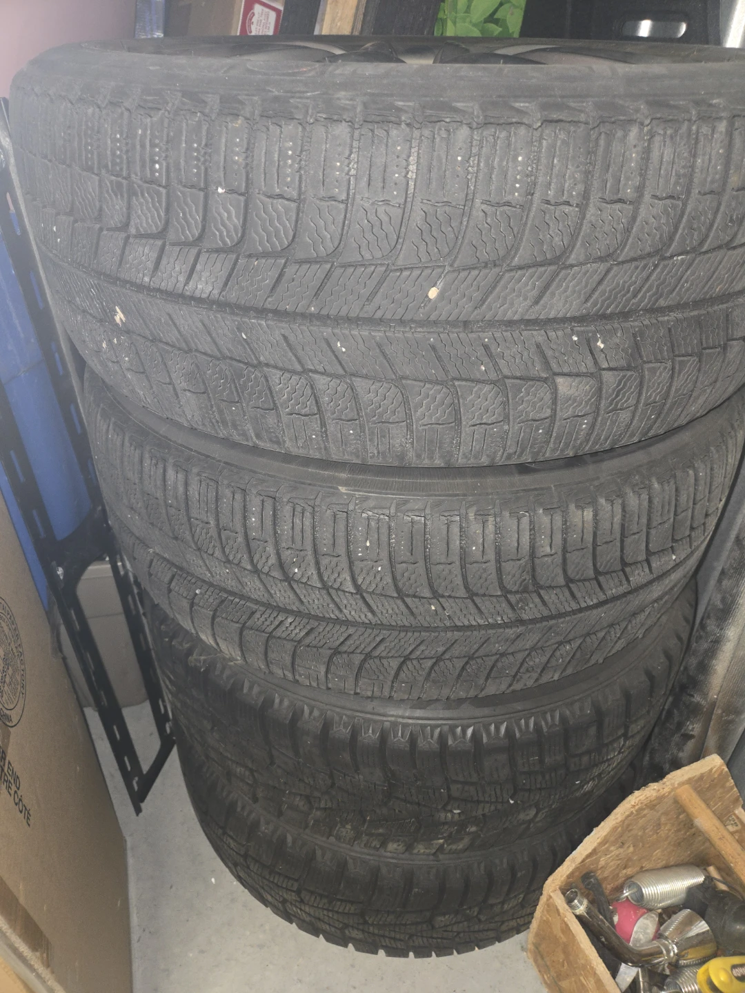225/55R17 Studless Winter Tires on Infiniti Rims (Set of 4)