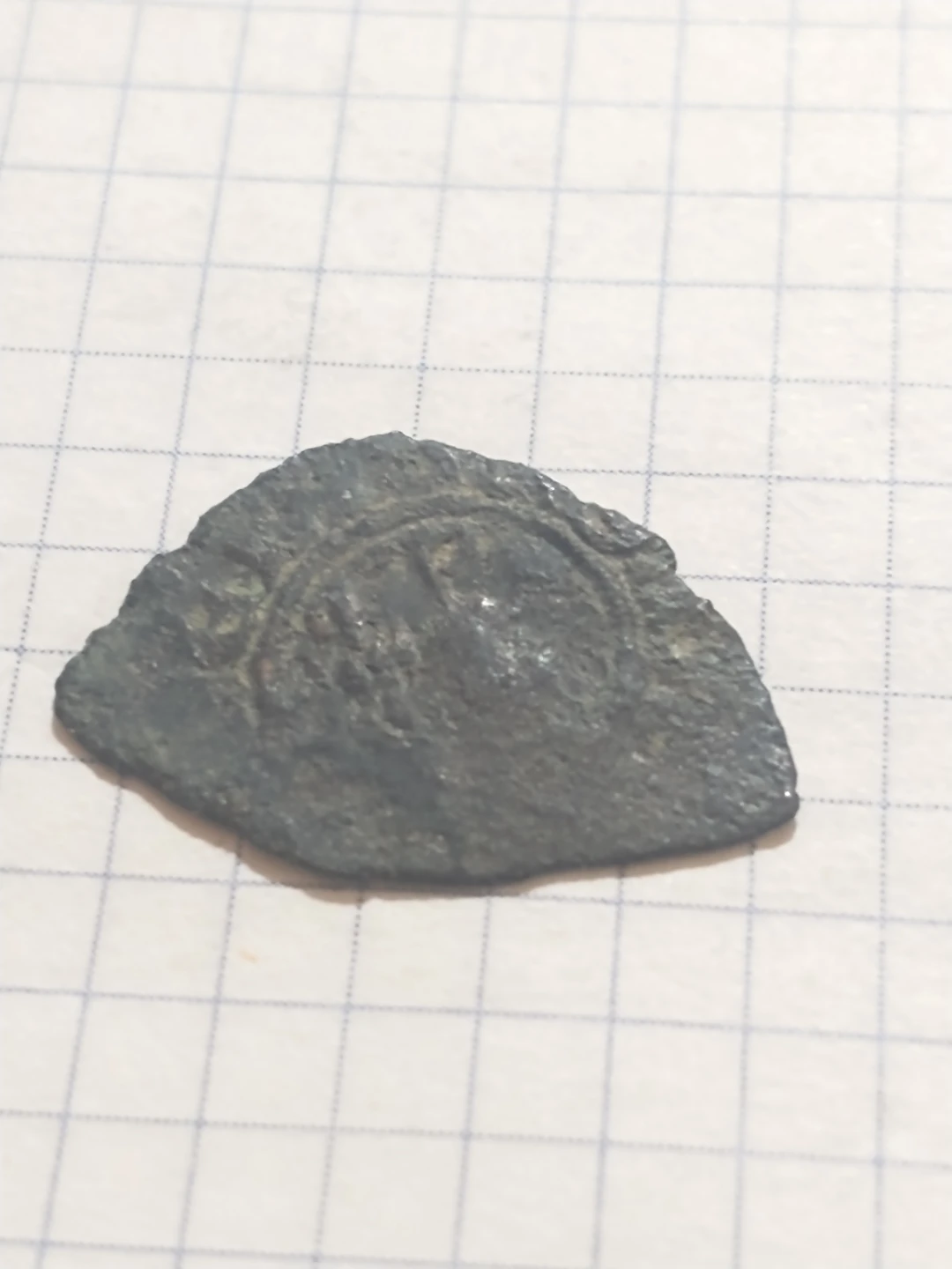 1355-1377 Antique Coin Fragment - photo 2