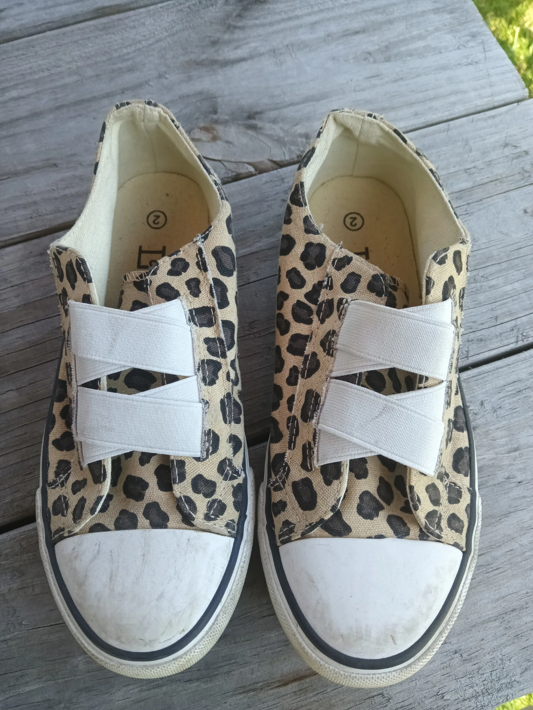 Kids' Size 2 Sneakers - L&D Leopard & Minnie Mouse - photo 4