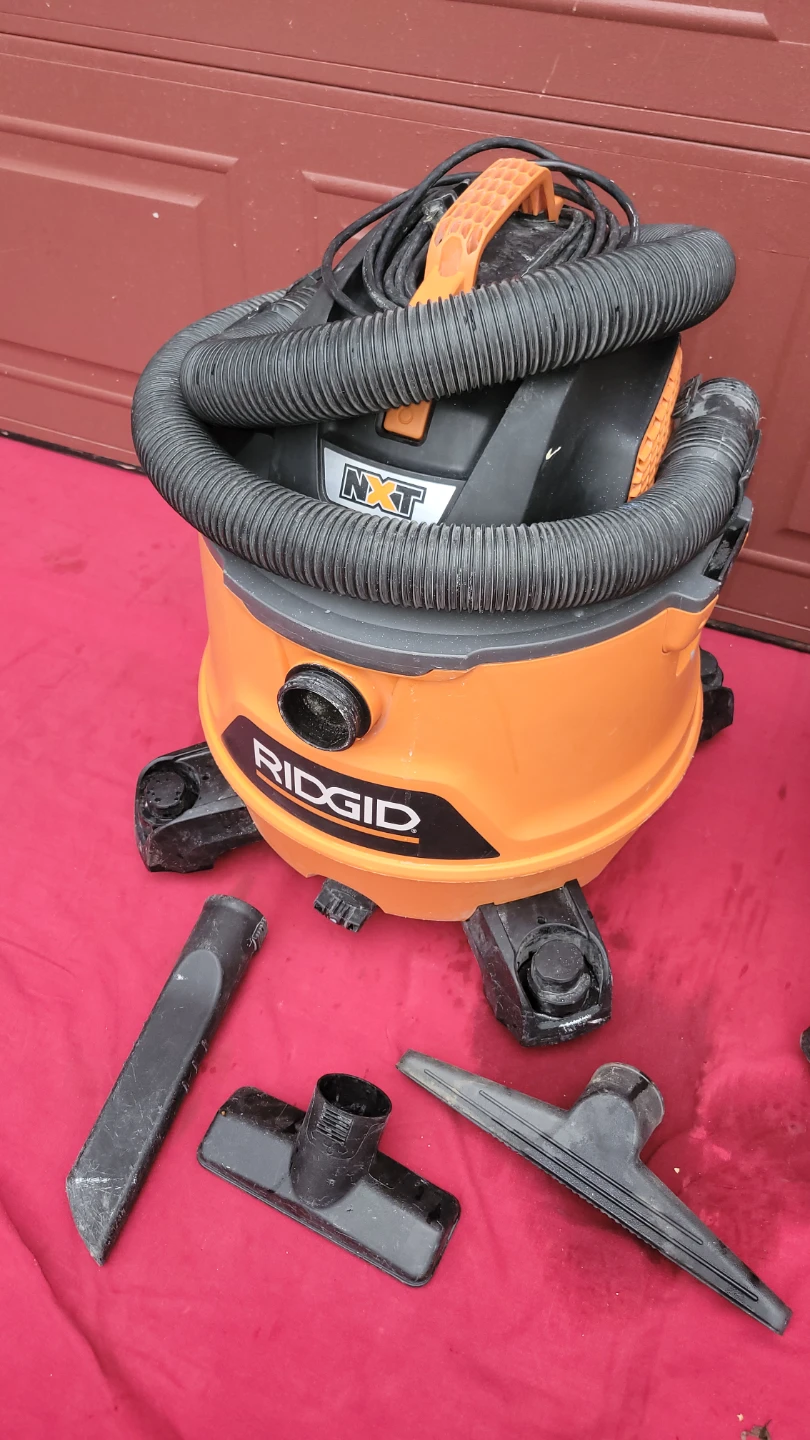 RIDGID 5.0 HP & 6HP Wet/Dry Vac - photo 2
