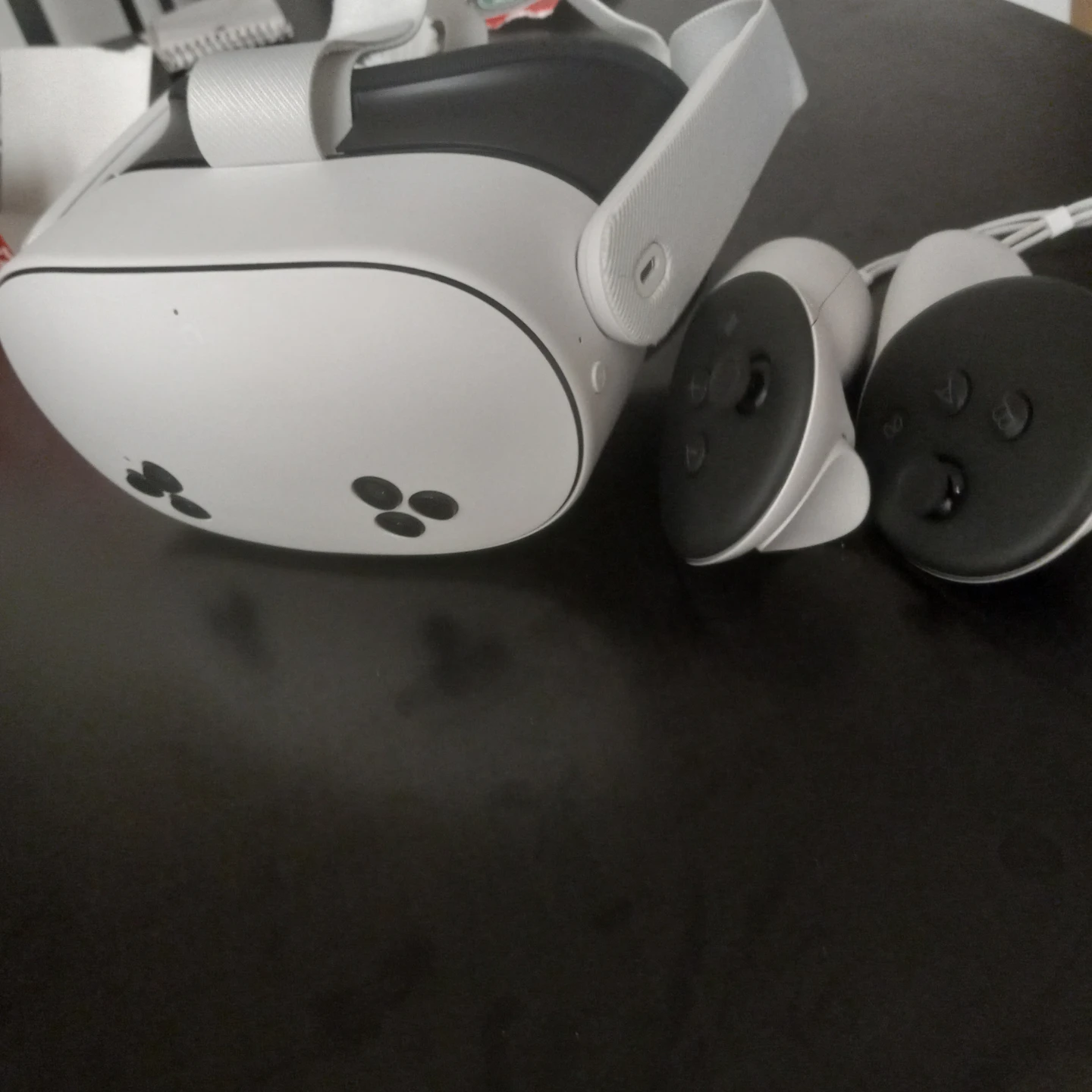 Meta Quest 3.S VR Headset with Controllers - photo 2