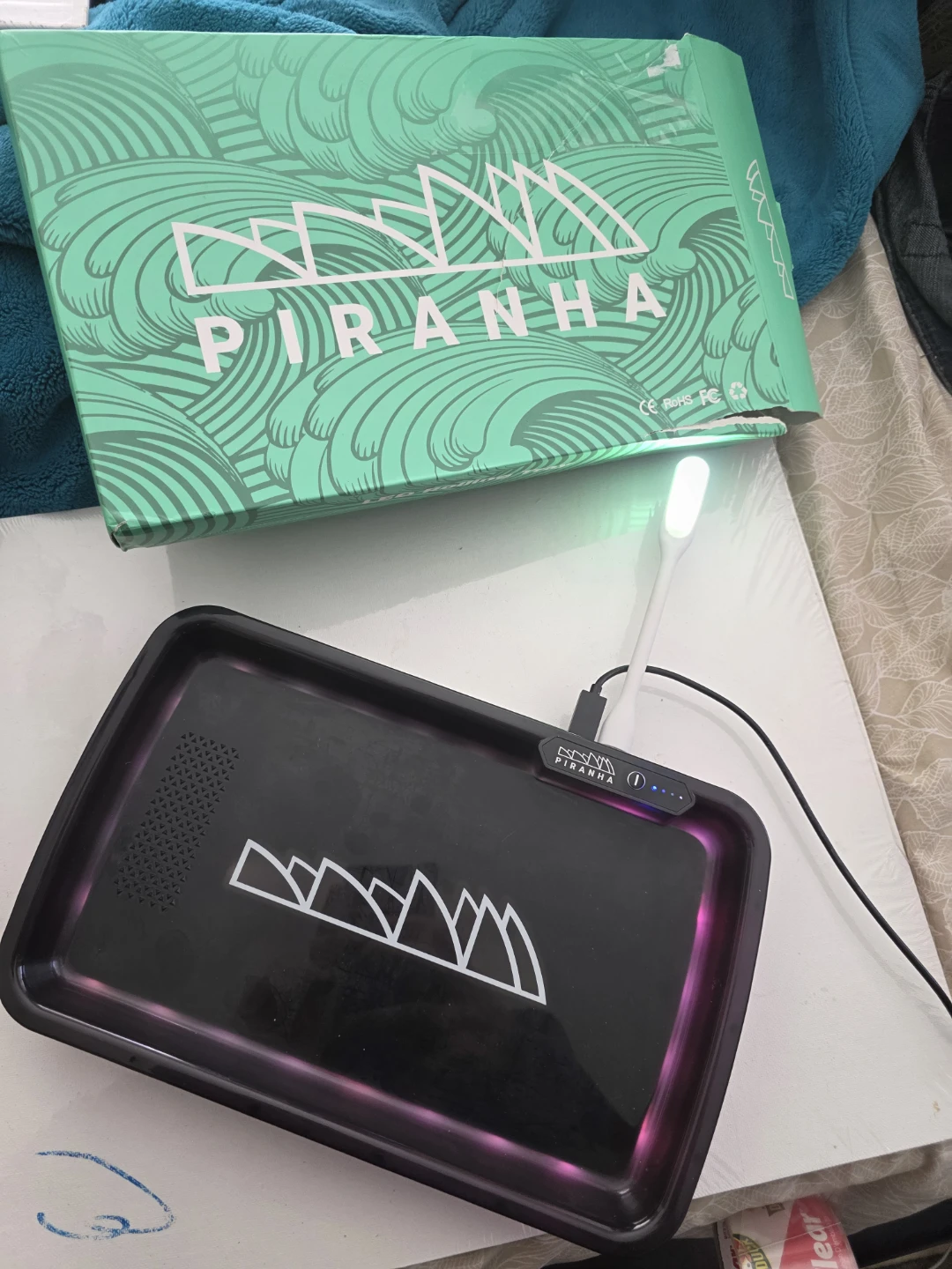 Piranha Rolling Tray with LED Light