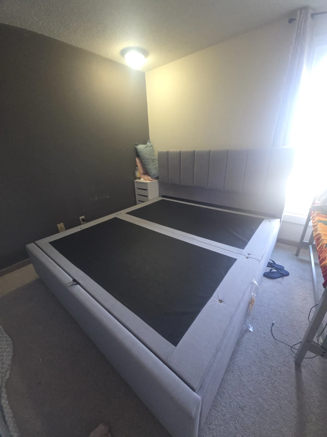 Grey Upholstered Storage King size Bed Frame - photo 3